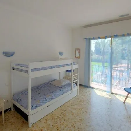 Des Catalanes Villa *